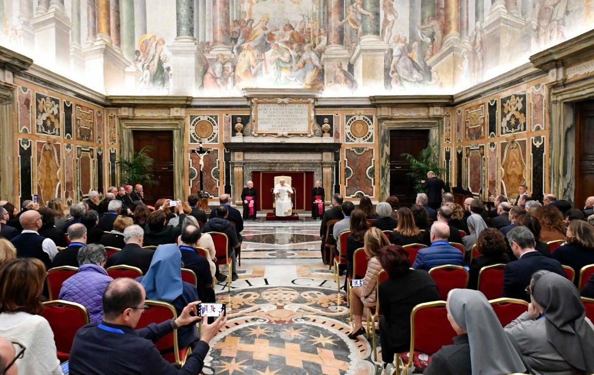 Abusos, el Papa: La formación y la escucha crean una cultura de la prevención