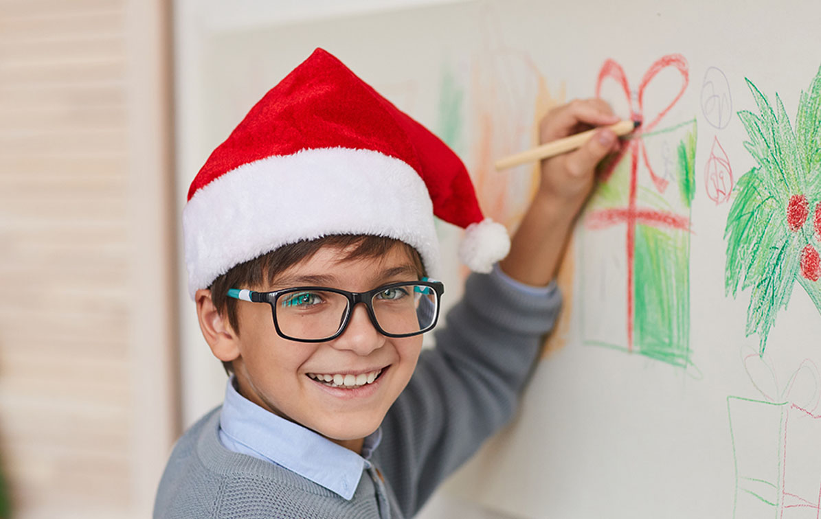 Dedicatorias navideñas cortas para felicitar la Navidad con niños