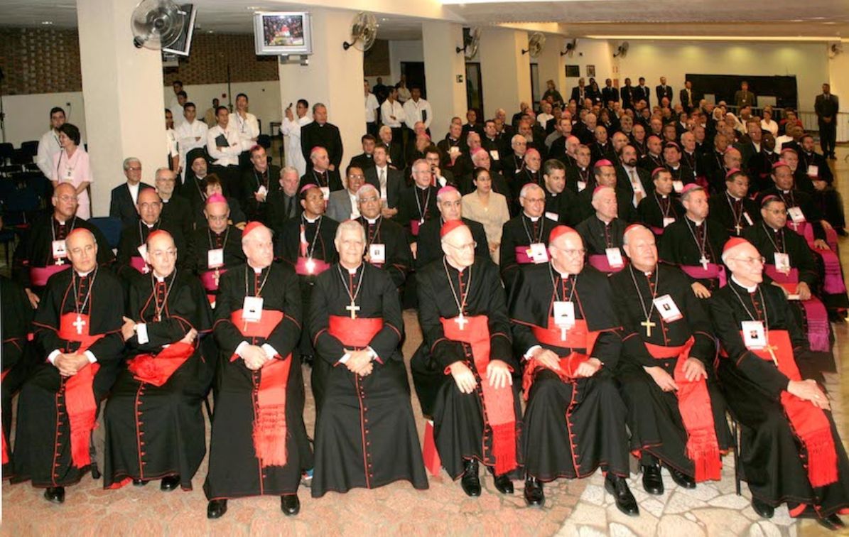 Las Miradas de las Conferencias del Episcopado de América Latina y el Caribe a la Educación en la Región
