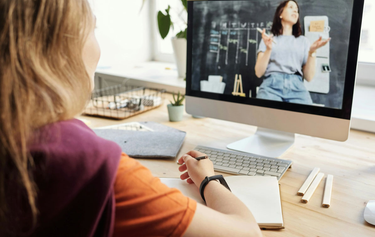 Claves para educar con esperanza en la era digital