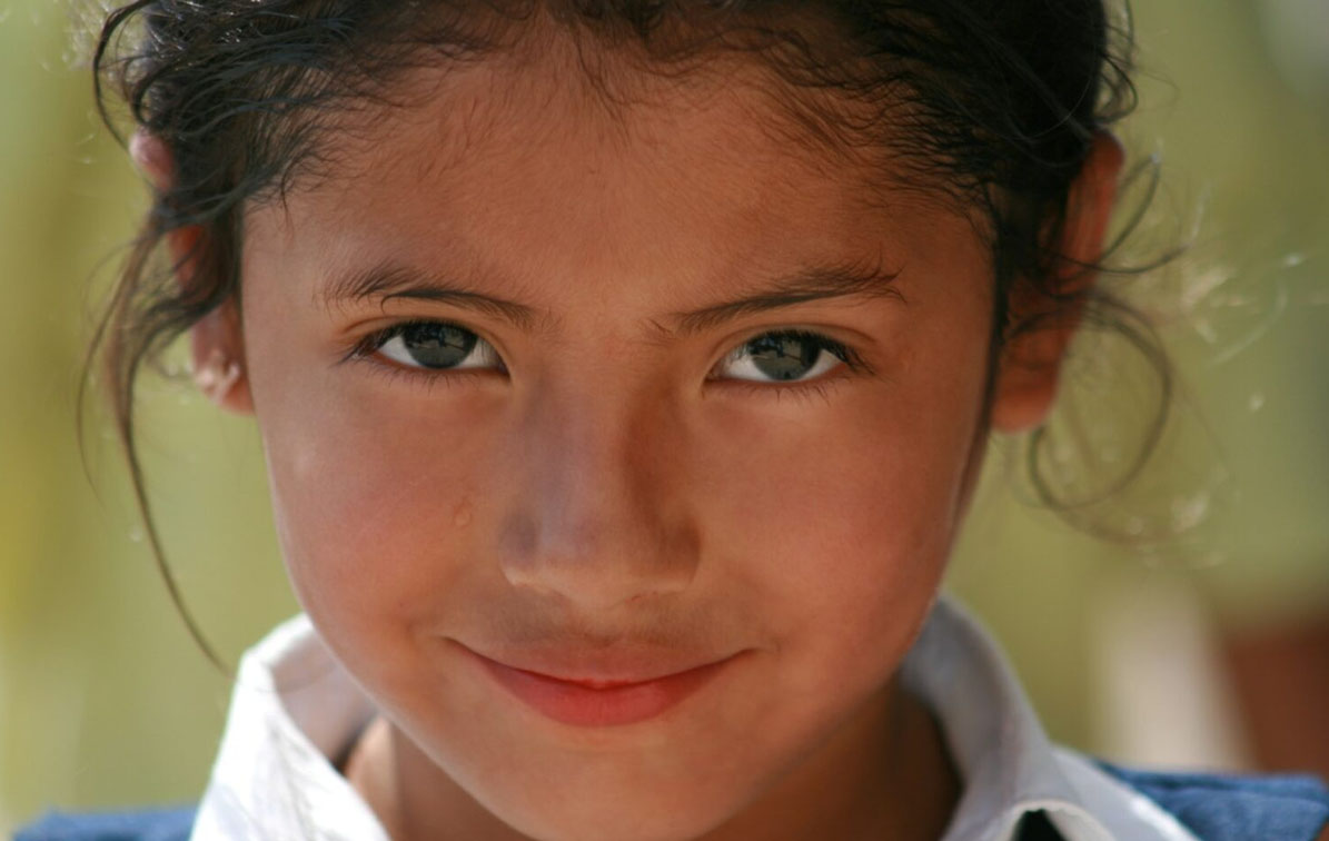 La baja natalidad amenaza el futuro de las escuelas latinoamericanas: la matrícula podría caer un 20% hacia 2040